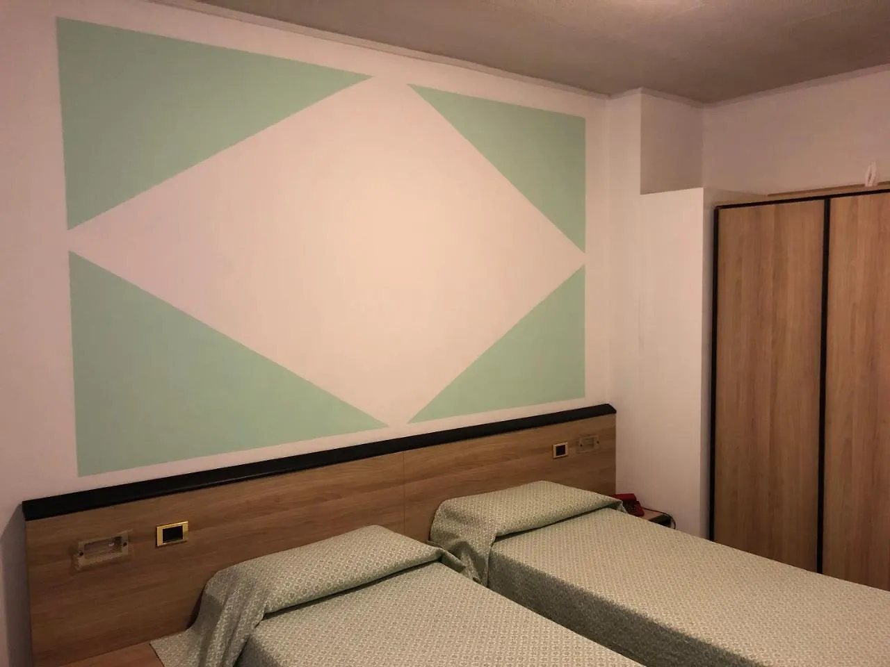 Hotel Roma Cassano Magnago 3*,  Italy